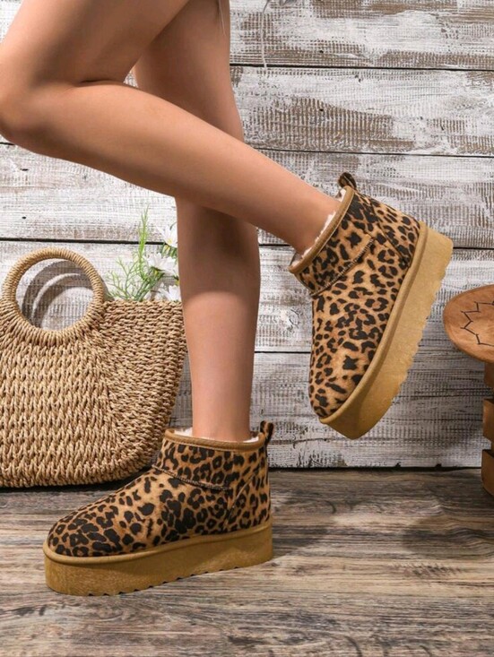 Shoes - NEW - Leopard Print Cozy Platform Ankle Boots - 8